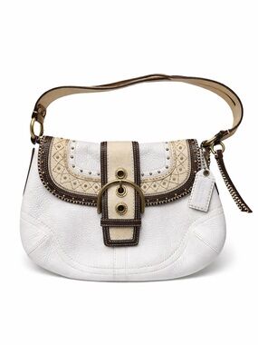 G063-10479 Coach SoHo White Pebbled Leather Whipstitch Soho Flap Bag